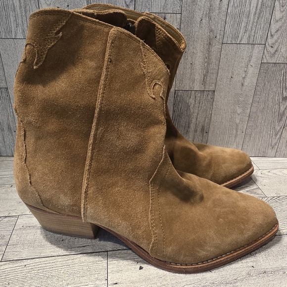 Free People Brown Suede Ankle made  Boots In India Size 37 - Picture 2 of 7